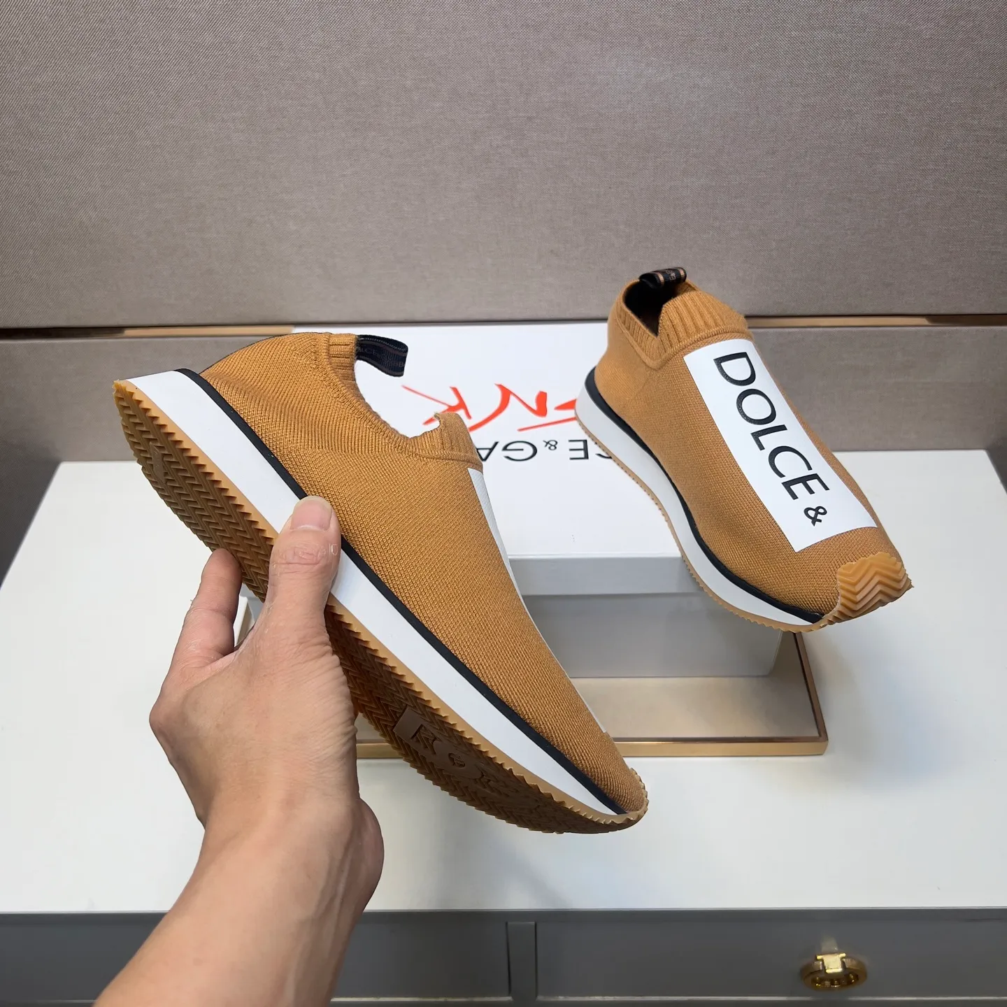 ⬛️Men's men's shoes💰p420【DG～】couple casual shoes 2025z cabinet sales simultaneously 🔶Size: 35-44#️⃣ 🔷7 colors🔜The upper is made of multi-material splicing➕Mesh lining, comfortable and breathable, sole: original comfortable, wear-resistant and non-slip outsole, ⚠️Real shot📱Photographed🎬The real thing is better📢📢📢